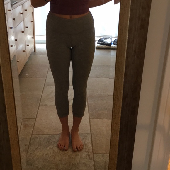 Lululemon Leggings - Picture 2 of 4